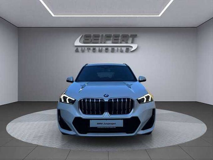 BMW X1 sDrive18i M-SPORT | Pano | AHK |