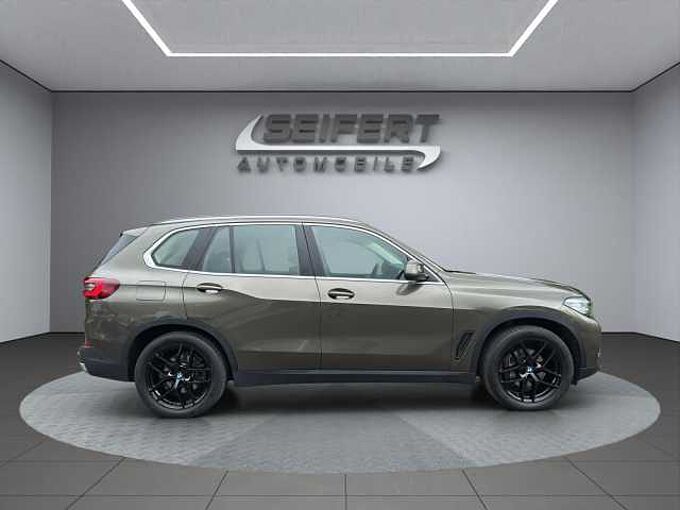 BMW X5xDrive30d | AHK | Komfortsitz | Driv.Ass.Prof. |
