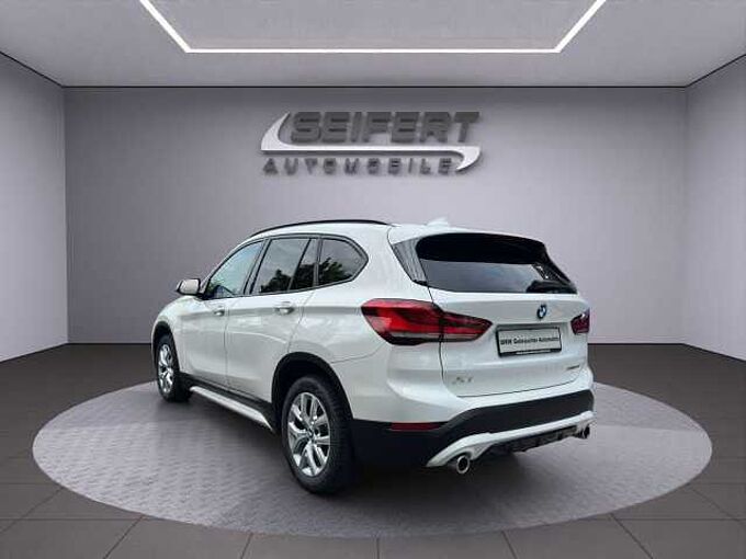 BMW X1 xDrive20i | AHK | Sport-Line | Driv.Ass. |