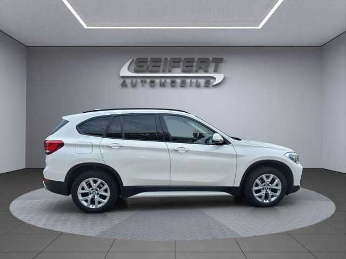 BMW X1 xDrive20i | AHK | Sport-Line | Driv.Ass. |
