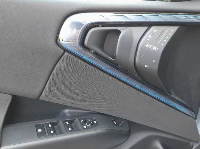 BMW X3 xDrive20i M-SPORT | AHK | Pano | Driv.Ass.Prof. |
