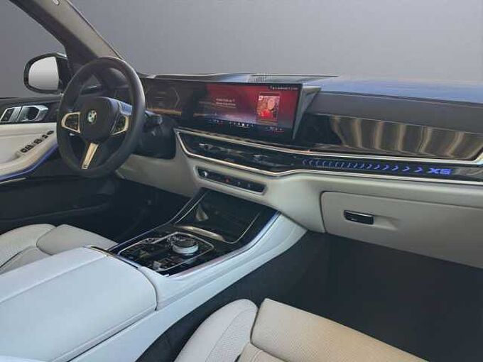 BMW X5 xDrive30d M-Sport PRO | 7-Sitzer | AHK | PANO | 360 |