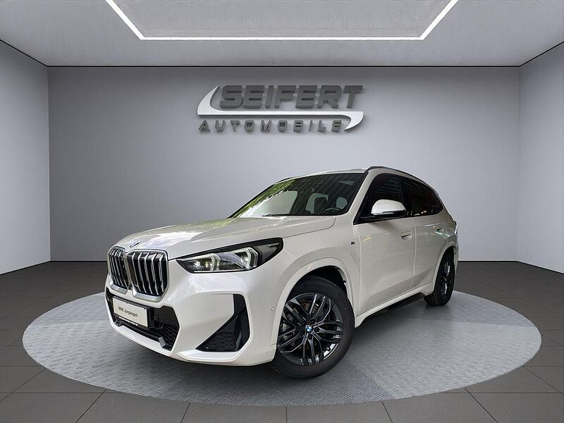 BMW X1 sDrive20i | M-SPORT | AHK | PANO | HARMAN |