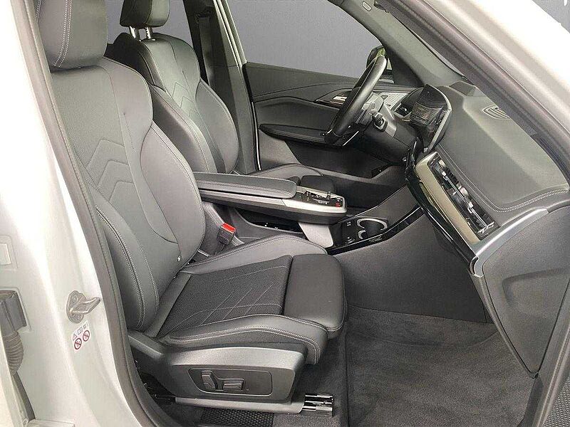 BMW X1 sDrive20i | M-SPORT | AHK | PANO | HARMAN |