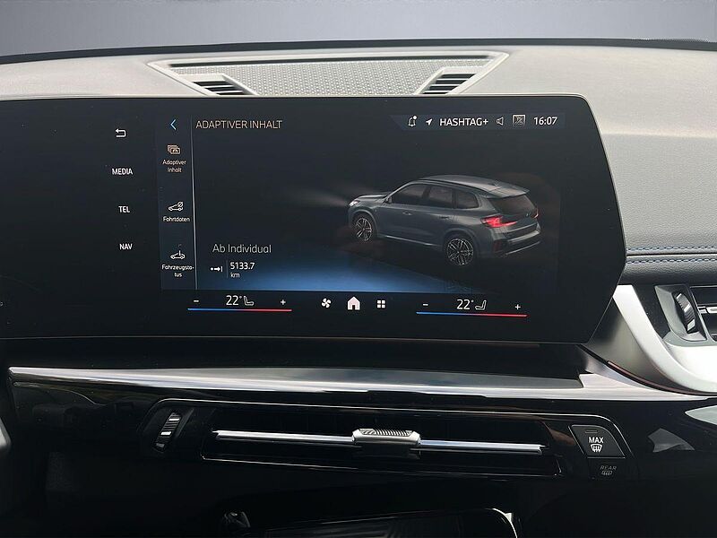 BMW X1 xDrive20d M-Sportpaket PRO / AHK / Pano /