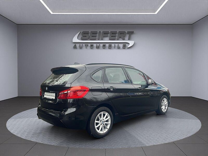 BMW 216d Active Tourer / NAVI / Driv. +Park. Ass. /