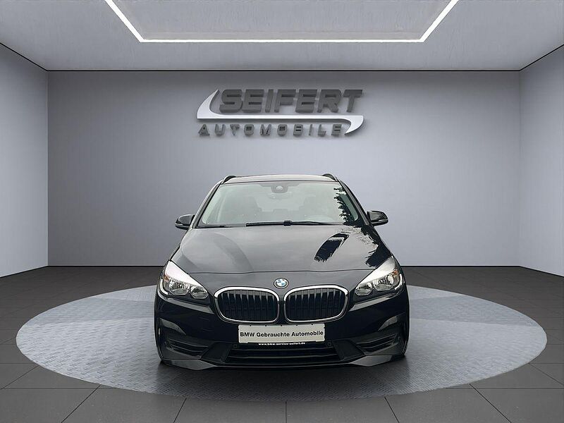 BMW 216d Active Tourer / NAVI / Driv. +Park. Ass. /
