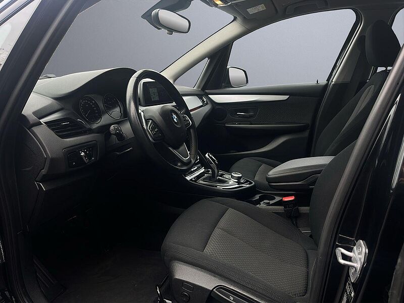 BMW 216d Active Tourer / NAVI / Driv. +Park. Ass. /