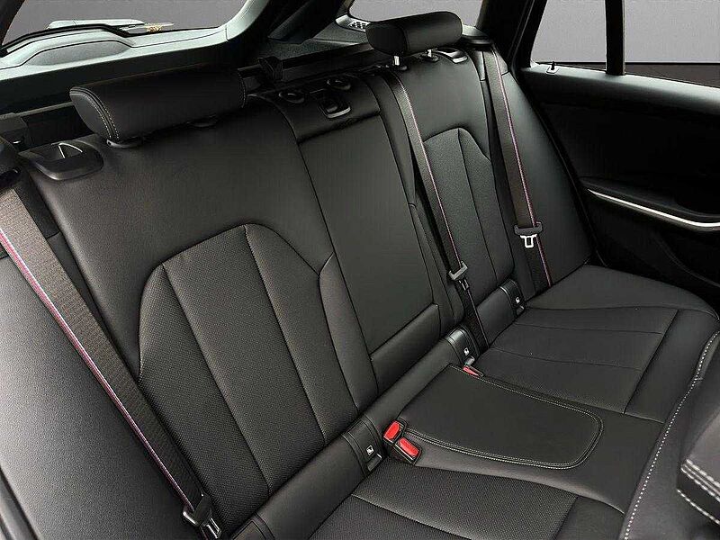 BMW 330i xDrive Touring M-Sport-PRO | AHK | PANO | Driv. Ass.