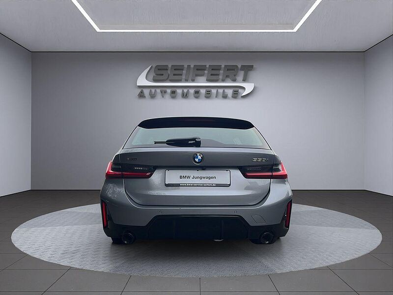 BMW 330i xDrive Touring M-Sport-PRO | AHK | PANO | Driv. Ass.