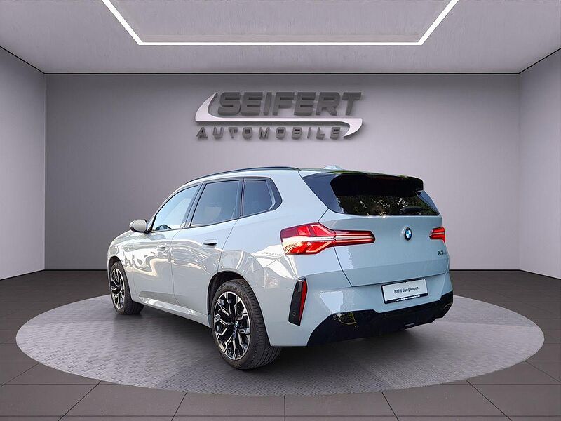 BMW X3 xDrive20i M-SPORT | AHK | Pano | Driv. Ass. Prof. |