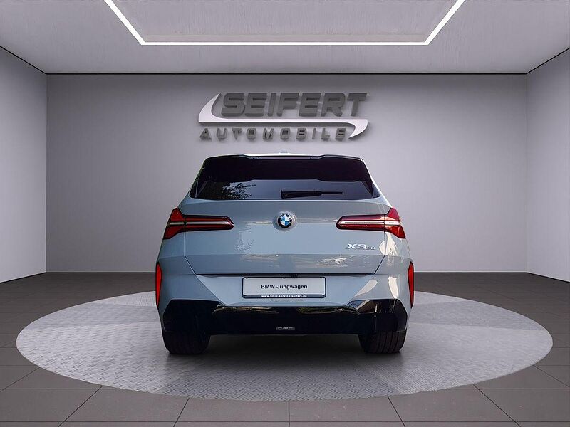 BMW X3 xDrive20i M-SPORT | AHK | Pano | Driv. Ass. Prof. |