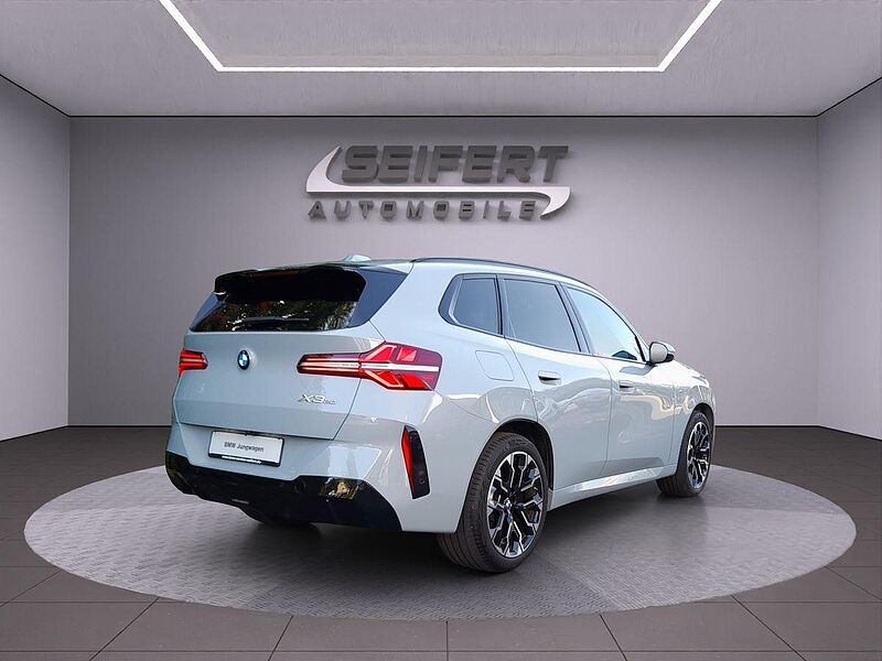 BMW X3 xDrive20i M-SPORT | AHK | Pano | Driv. Ass. Prof. |