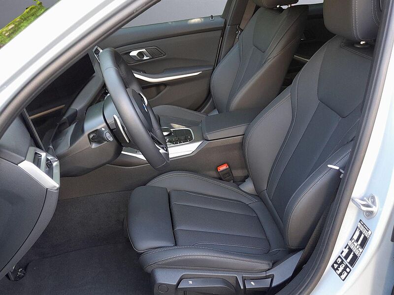 BMW 320d xDrive Touring M-Sportpaket | AHK | Pano