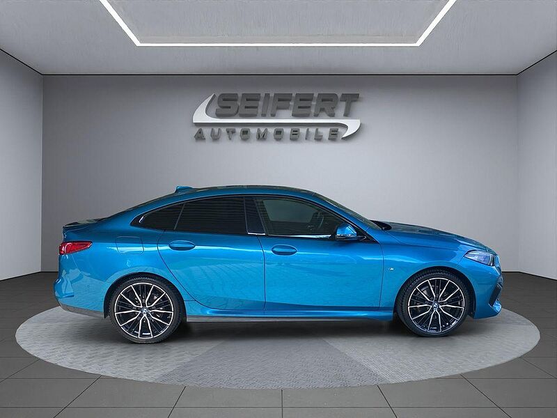 BMW 218i Gran Coup&eacute; M-Sport I LIVE-COCK. I LED I