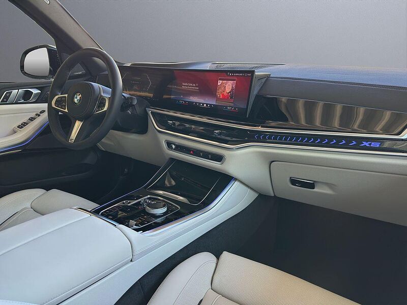 BMW X5 xDrive30d M-Sport PRO | 7-Sitzer | AHK | PANO | 360 |