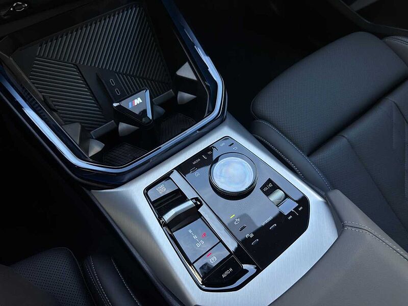 BMW X3 xDrive30e M-Sport-PRO LCI | AHK | Pano |