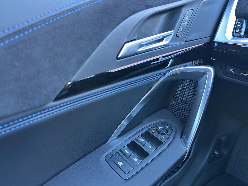 BMW X1 sDrive18d | M-SPORT | AHK | Driv. Ass. |