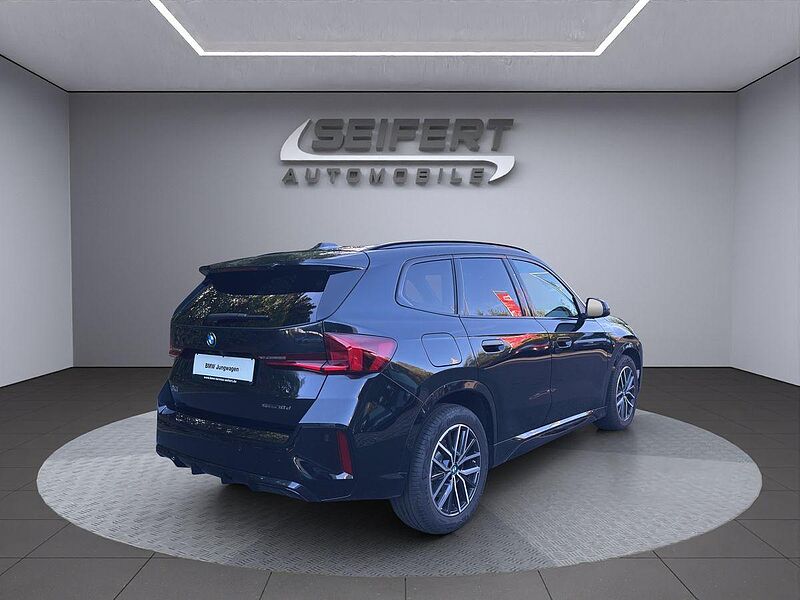BMW X1 sDrive18d | M-SPORT | AHK | Driv. Ass. |