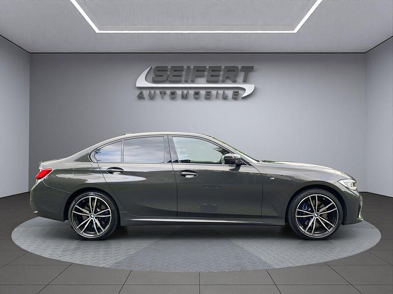 BMW 330e M-Sport I AHK SCHWENKBAR I LIVE COCKPIT I HIFI I LASERLICHT I HEAD-UP I SUR